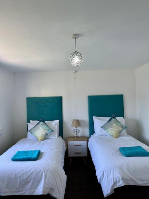 Welsh Getaway Home No 2 - 10 Mins To Bike Park Wales Merthyr Tydfil Exteriör bild