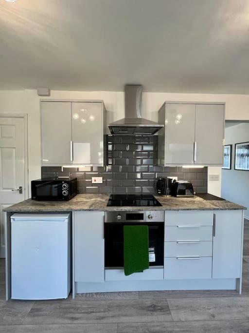 Welsh Getaway Home No 2 - 10 Mins To Bike Park Wales Merthyr Tydfil Exteriör bild