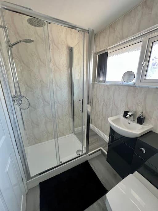 Welsh Getaway Home No 2 - 10 Mins To Bike Park Wales Merthyr Tydfil Exteriör bild