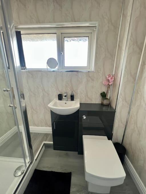 Welsh Getaway Home No 2 - 10 Mins To Bike Park Wales Merthyr Tydfil Exteriör bild