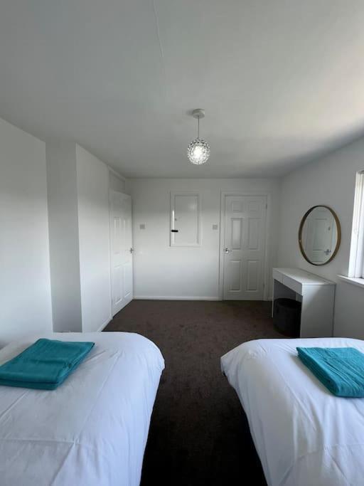 Welsh Getaway Home No 2 - 10 Mins To Bike Park Wales Merthyr Tydfil Exteriör bild